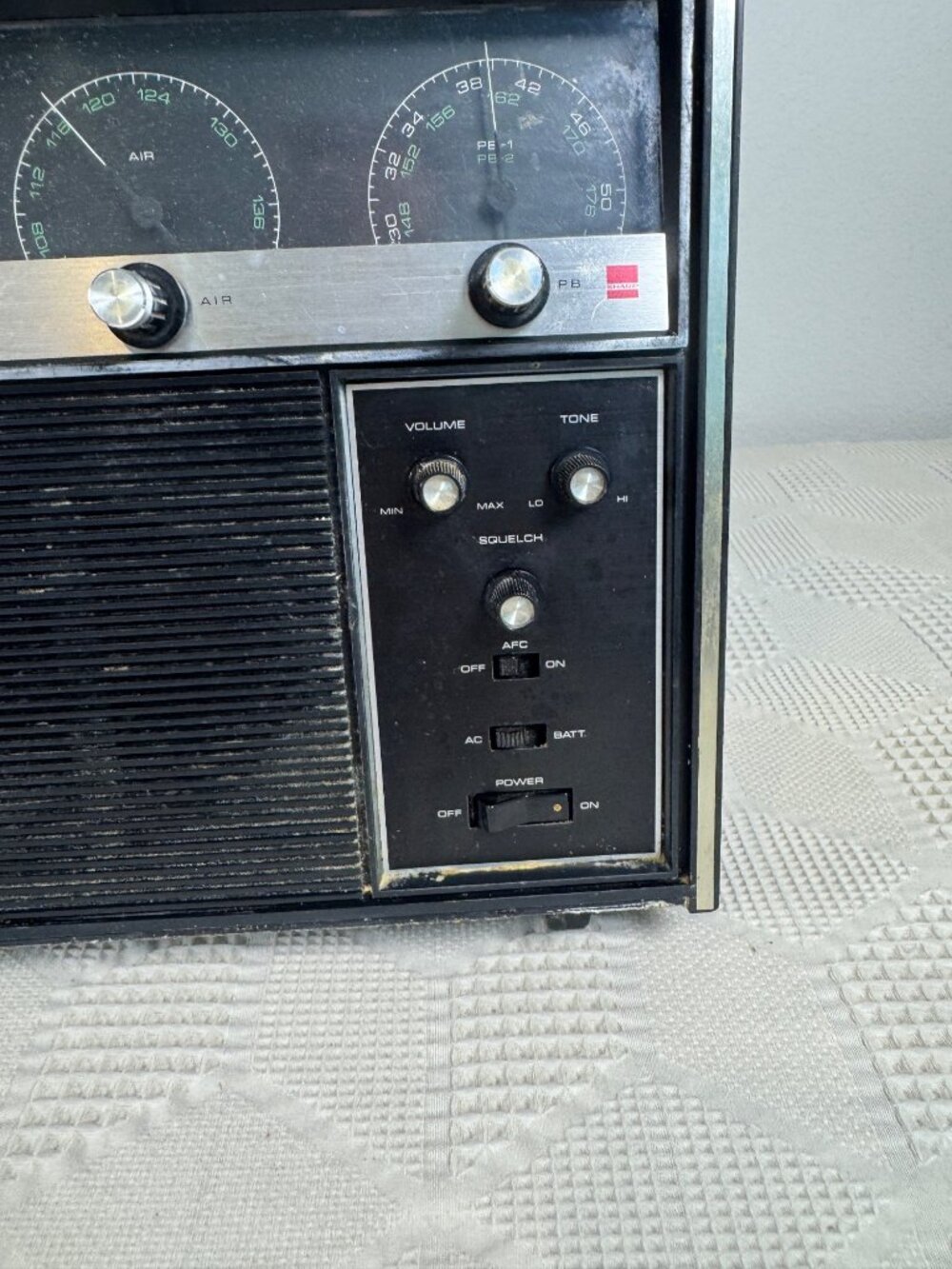 Sharp FV-18U Vintage Solid State Radio 1970s FM/AM/MB/AIR Bands Black Vintage - Picture 5 of 12
